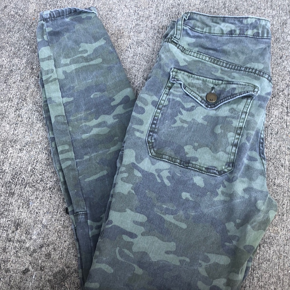 Camo High Rose Jeggings